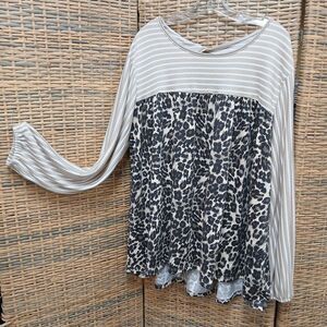 Oddy Size 2X Peasant Top Open Window Rolled Back Animal Print Stripes Comfy Cozy